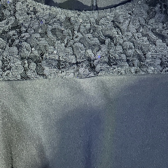 SLNY Black Sleeveless Lace Embellished Midi Dress Sz 16 NWT - Picture 6 of 6